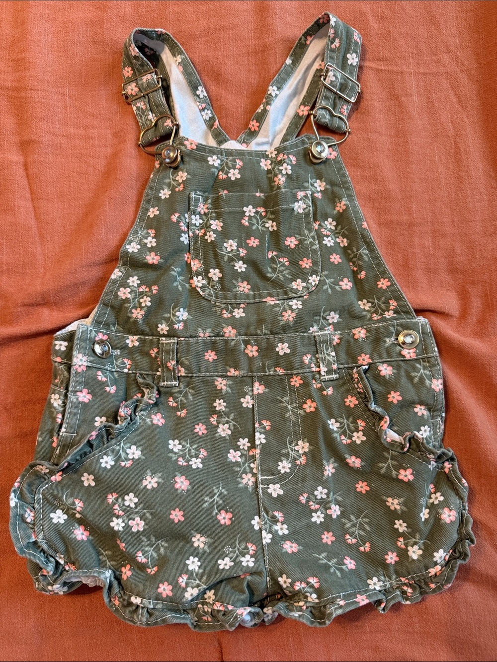 Girls' Floral Green Overalls Shorts - Cute Garden Print